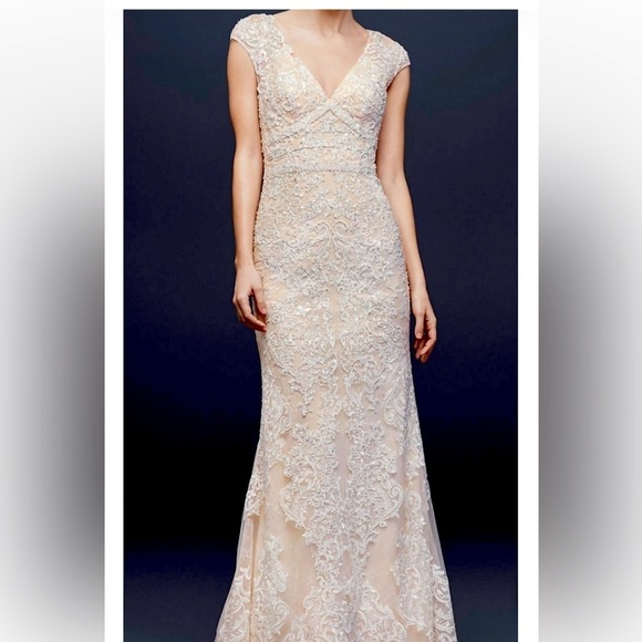 Oleg Cassini CWG807 cap sleeve plunging V neck. Ivory rose gold w/chapel train. - Picture 3 of 14